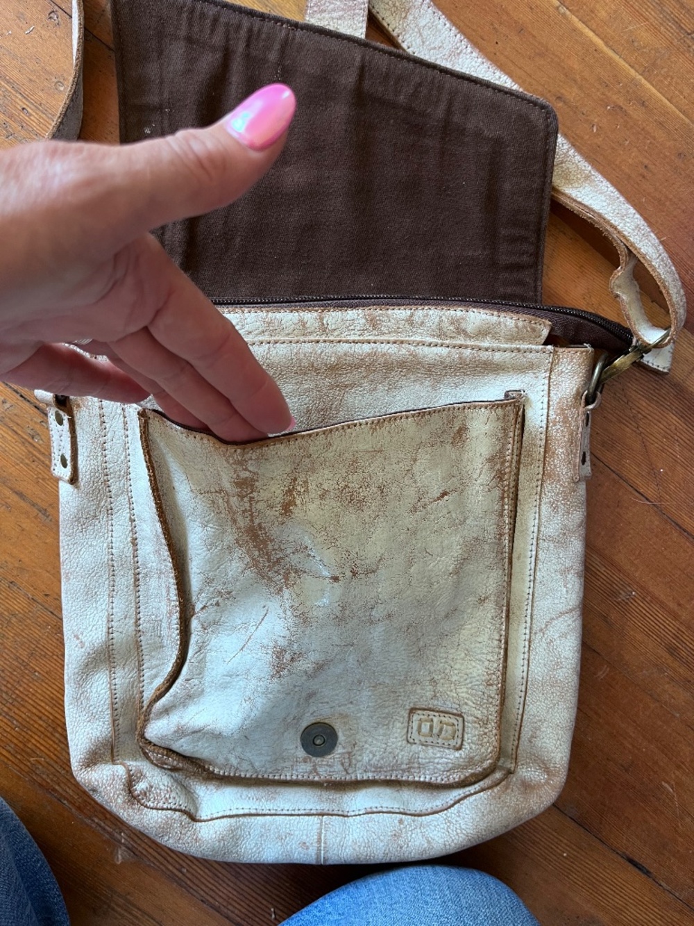 Bed Stu Ainhoa LTC Crossbody Leather Purse - Picture 10 of 14